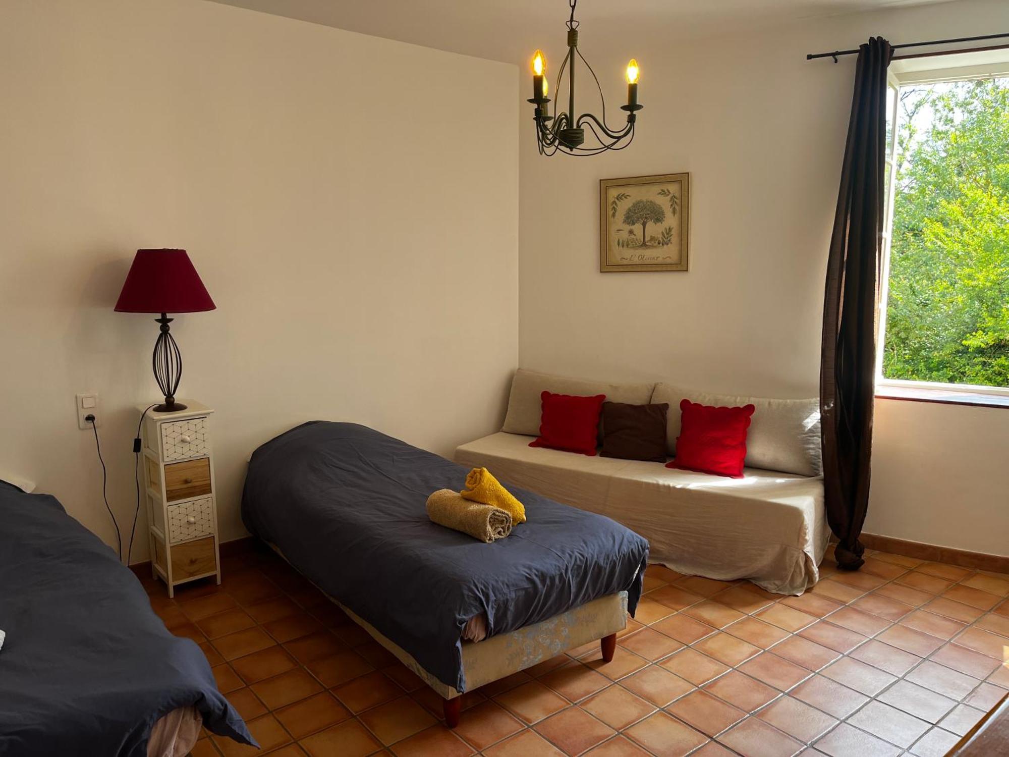 Le Mas De Trevouse Saint-Saturnin-les-Avignon Exterior photo